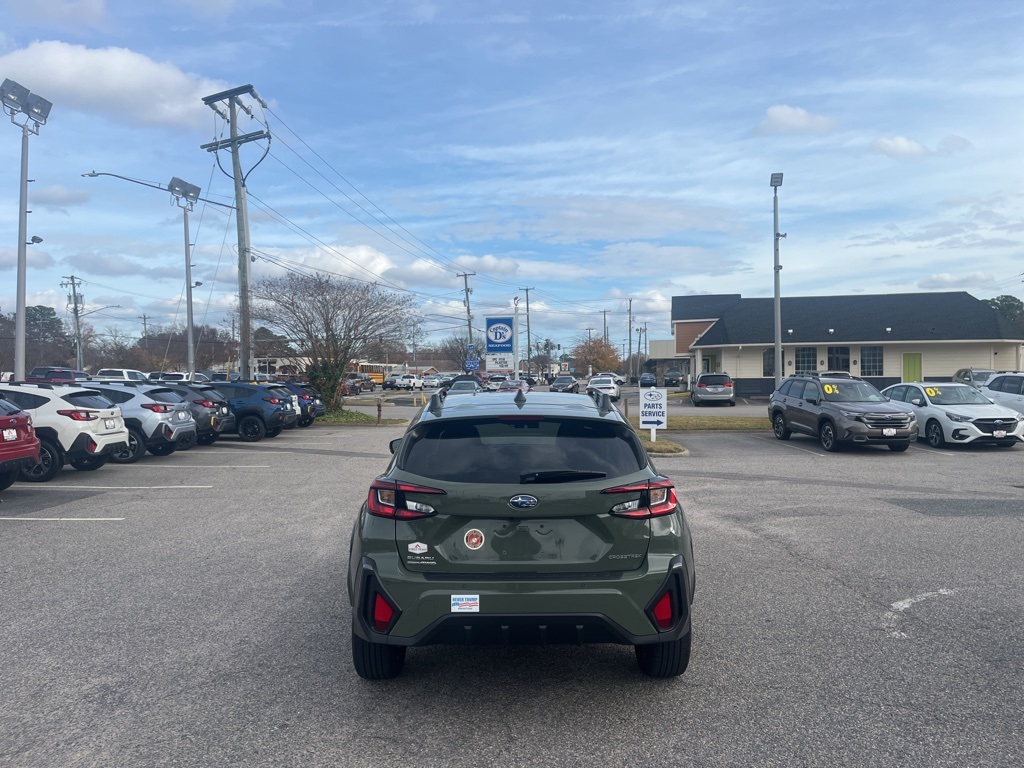 2025 Subaru Crosstrek Limited photo 2