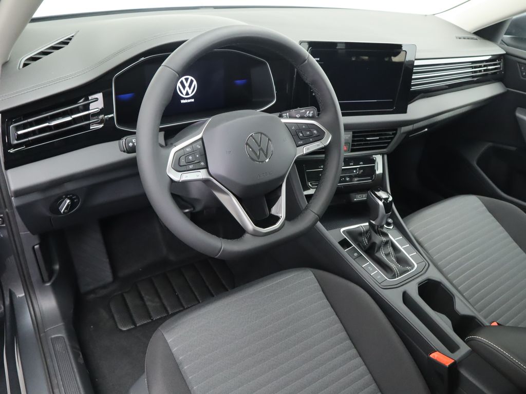 2025 Volkswagen Jetta 1.5T S photo 10
