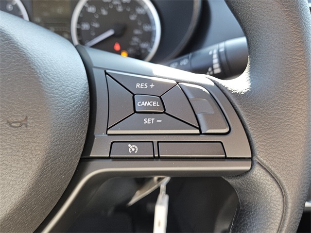 2025 Nissan Versa 1.6 S photo 20
