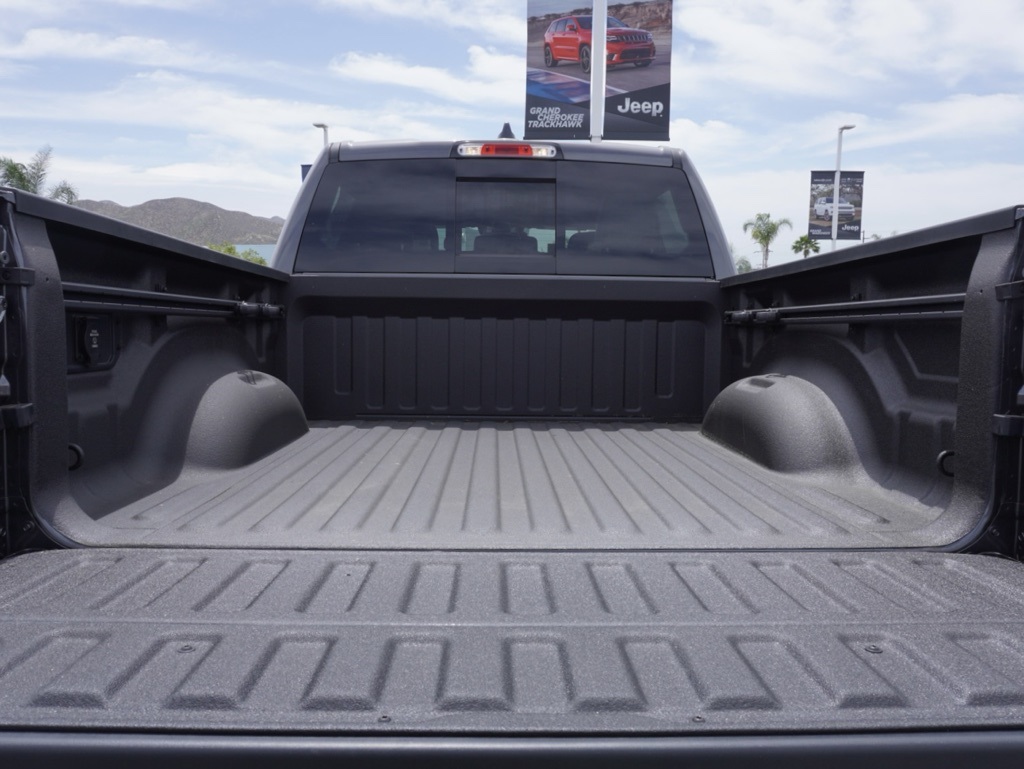 2025 Ram 1500 Laramie photo 5