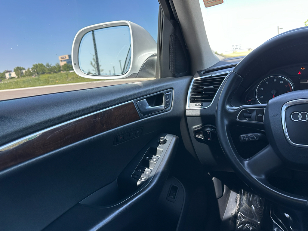 2012 Audi Q5 3.2 Premium Plus photo 22