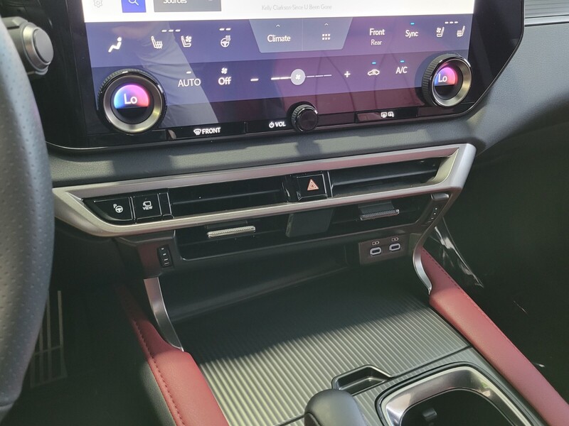 2024 Lexus RX 500h F SPORT Performance AWD photo 21