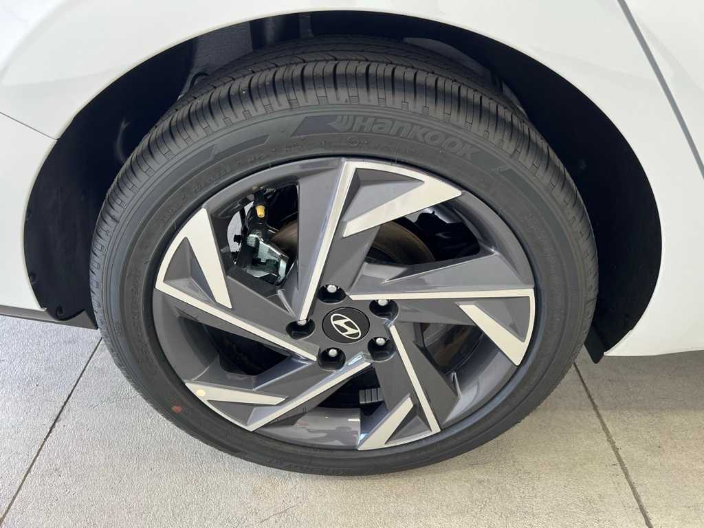 2025 Hyundai Elantra Hybrid Limited photo 19
