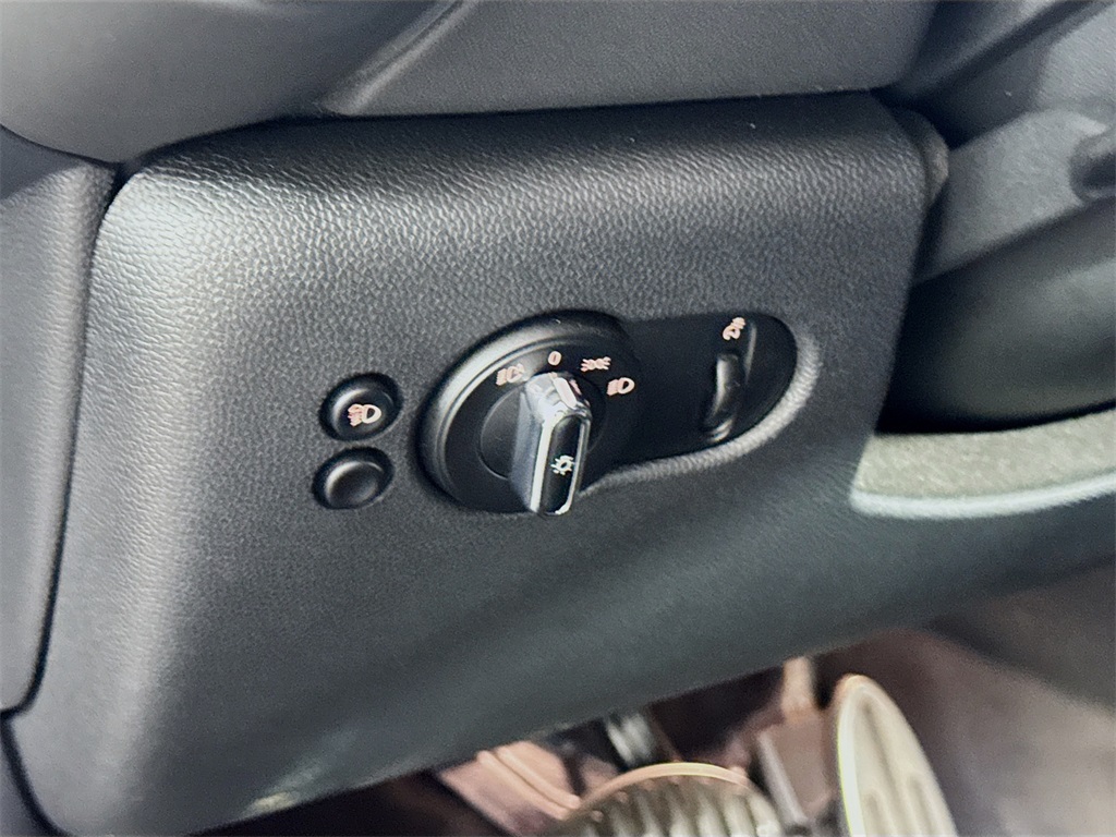 2023 Mini Cooper Convertible John Cooper Works photo 9