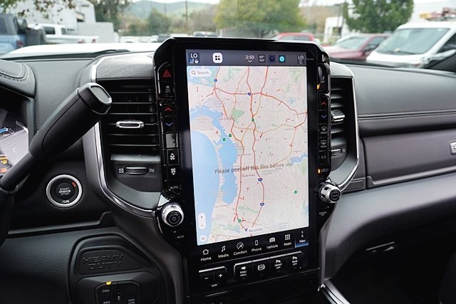 New 2026 Bright White Clear-Coat Exterior Paint RAM Laramie image 33