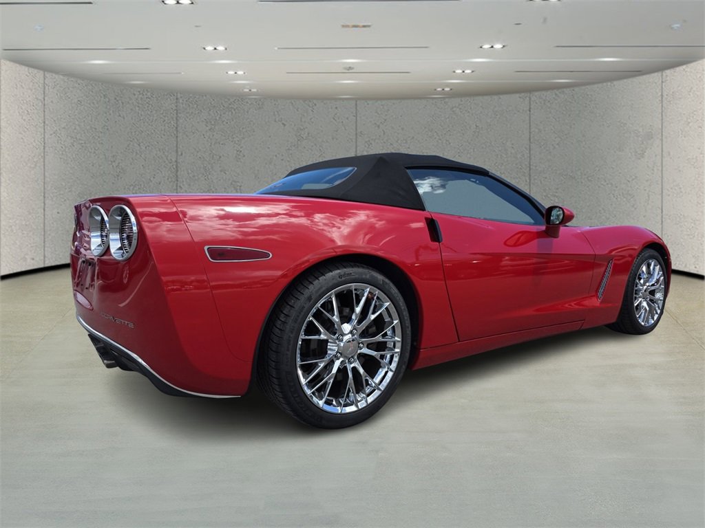 2005 Chevrolet Corvette Base photo 3
