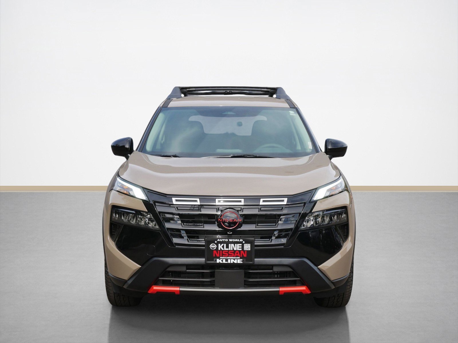 2026 Nissan Rogue SV photo 2