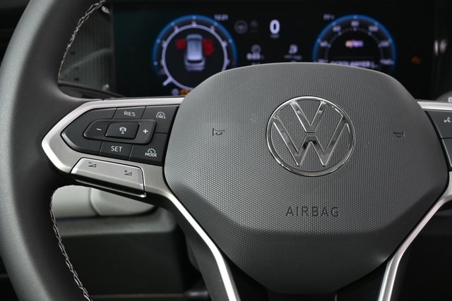 2025 Volkswagen Tiguan SE photo 10