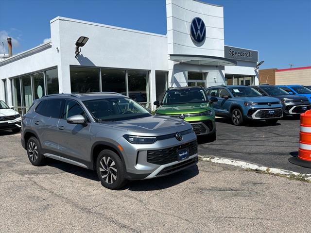 2025 Volkswagen Tiguan S photo 2