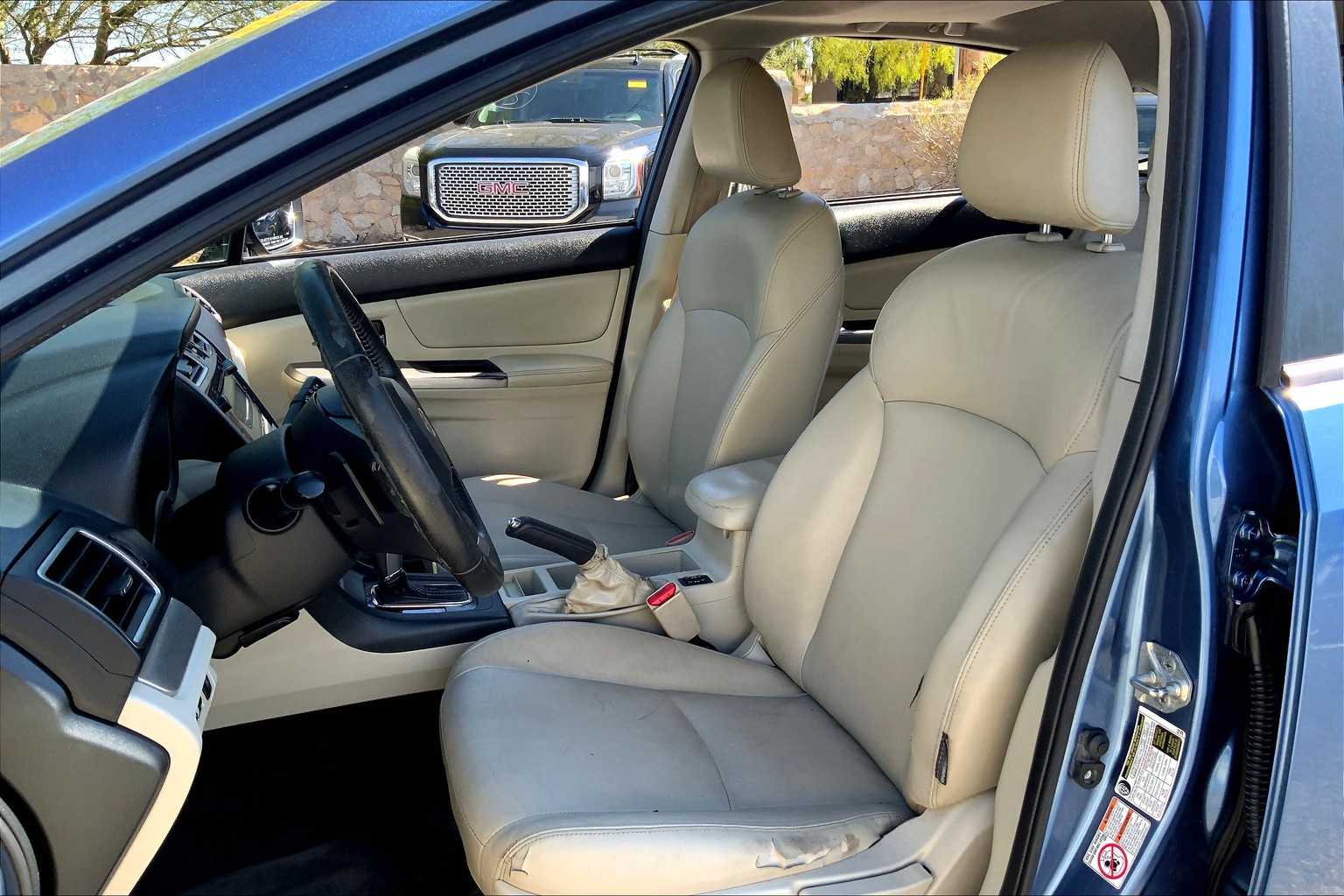 2015 Subaru Crosstrek Hybrid Touring photo 7