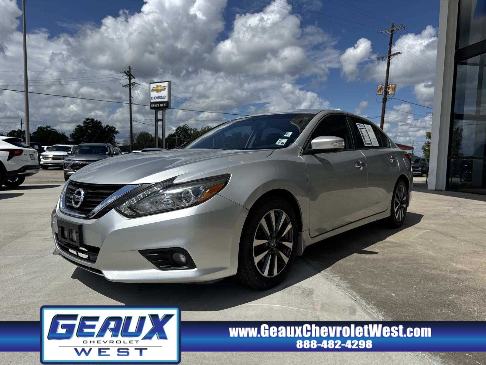 2017 Nissan Altima 2.5 SL photo 2