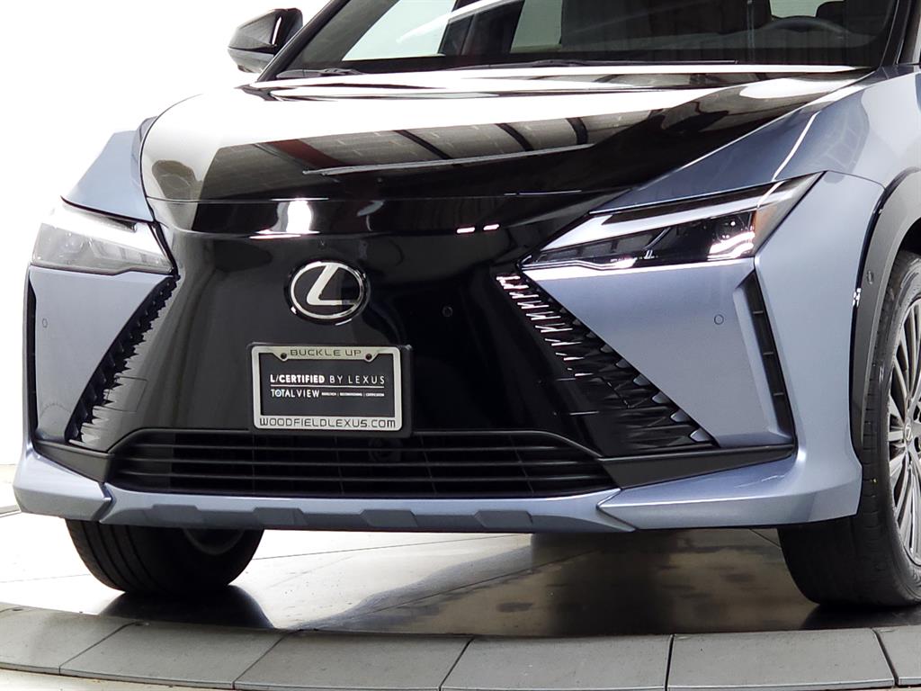 2024 Lexus RZ 300e photo 3