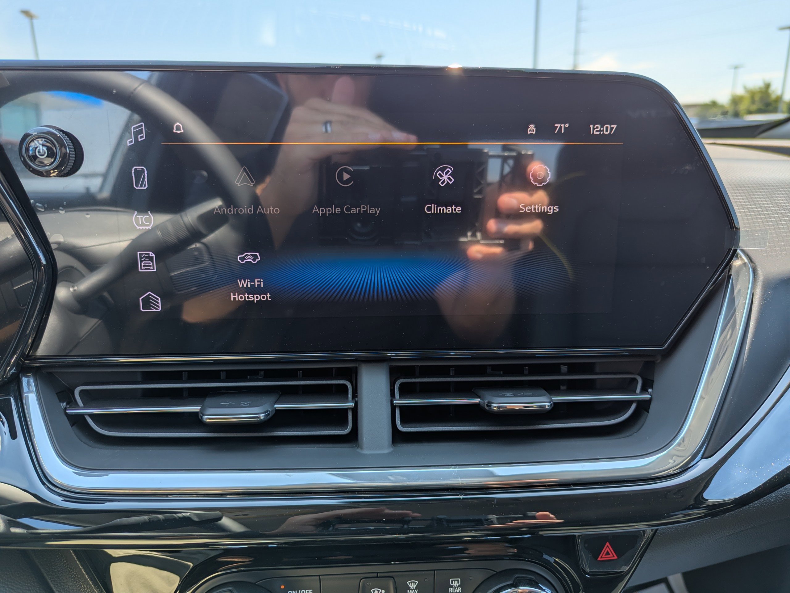 2025 Chevrolet Trax ACTIV photo 16