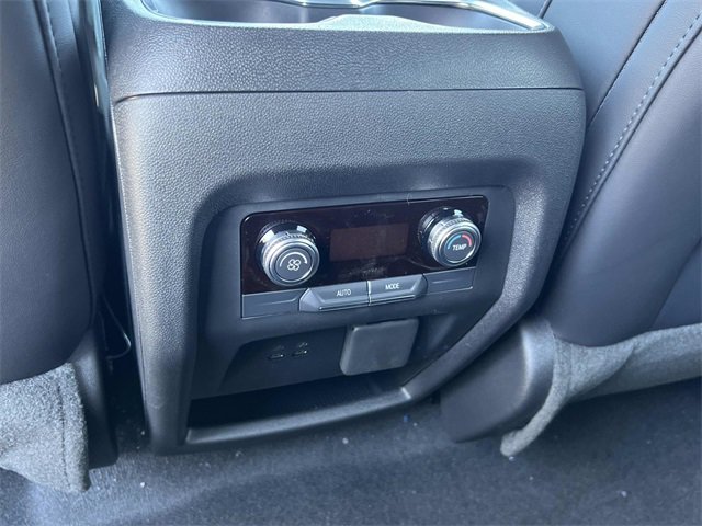 2026 Gmc Acadia AT4 photo 13
