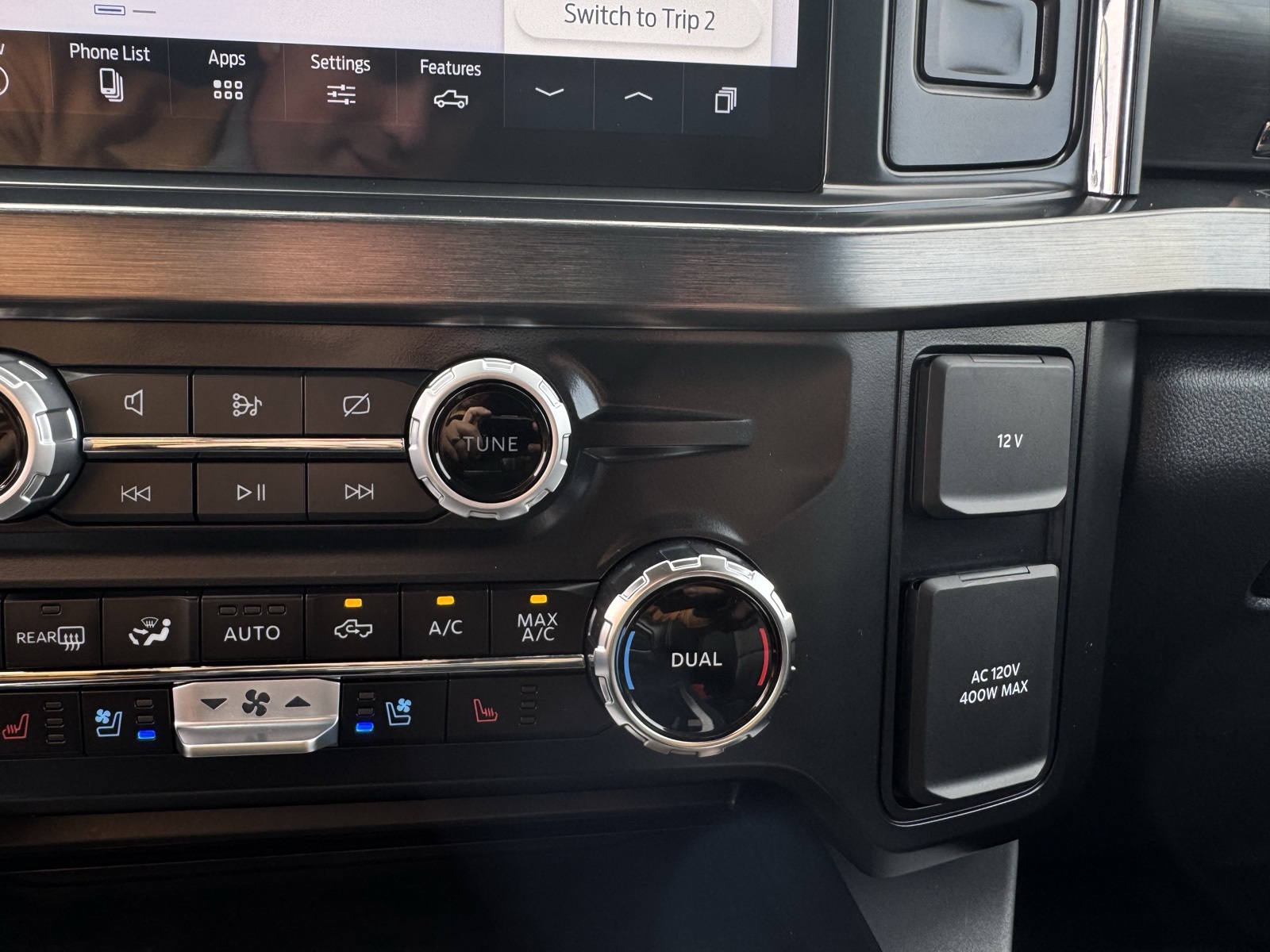 2024 Ford F-350 photo 23