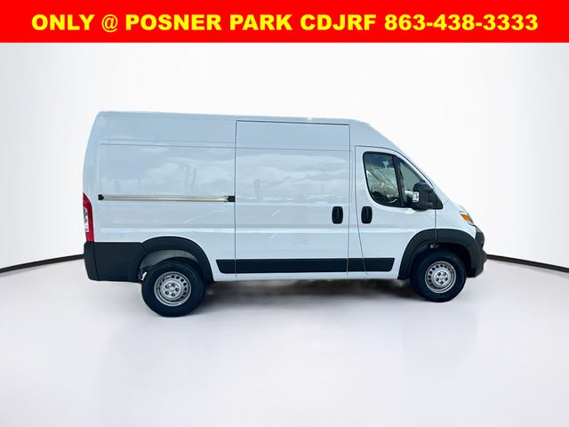 2024 Ram ProMaster 2500 photo 4