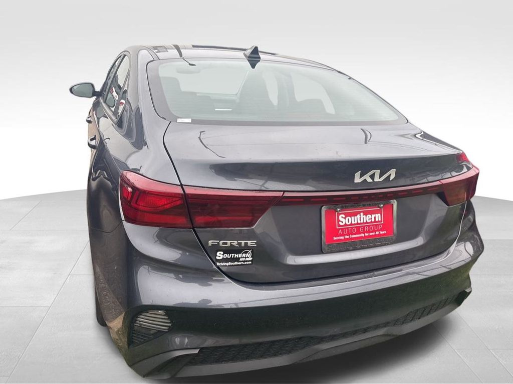 2023 Kia Forte LXS photo 12