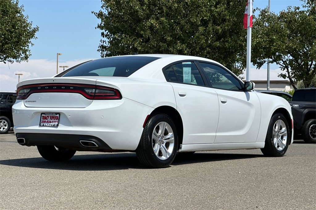 2022 Dodge Charger SXT photo 4