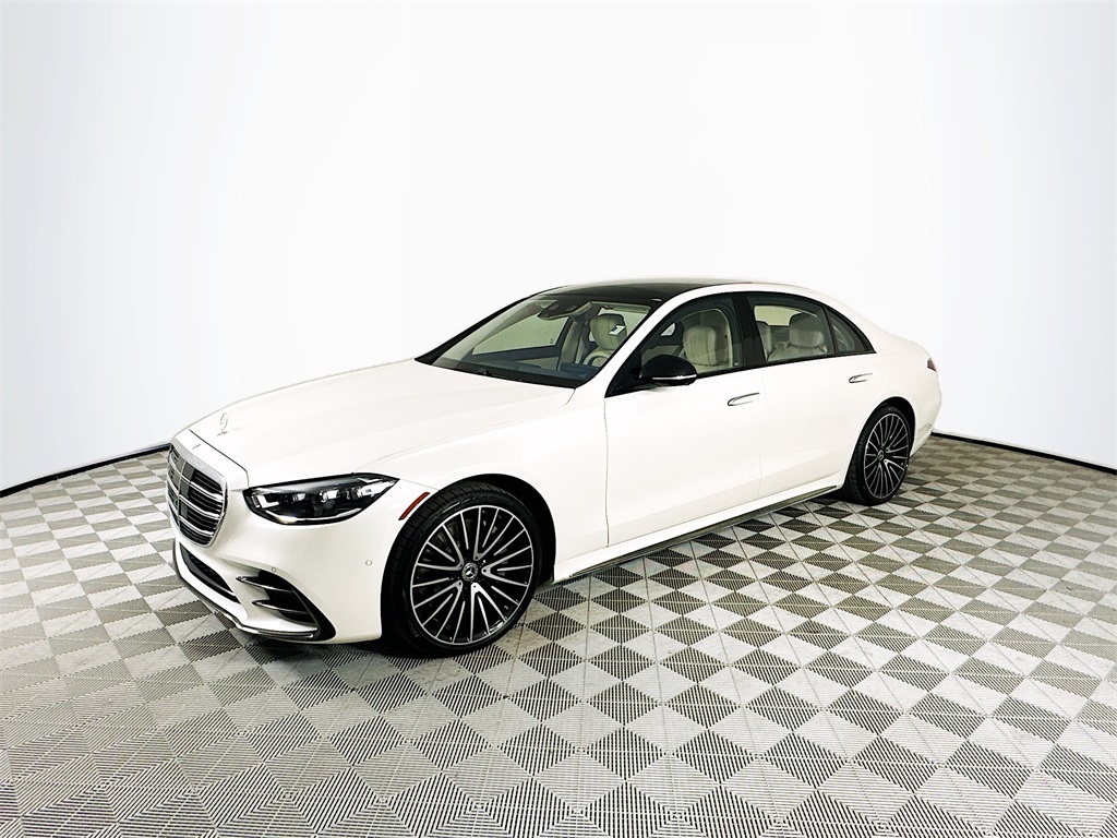 2023 Mercedes Benz S 580 4MATIC photo 3