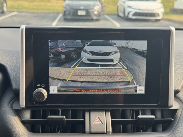 2025 Toyota RAV4 XLE photo 19
