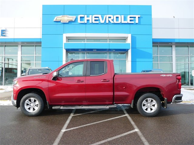 Used 2019 Chevrolet Silverado 1500 LT with VIN 1GCRYDED6KZ210958 for sale in Roseville, Minnesota