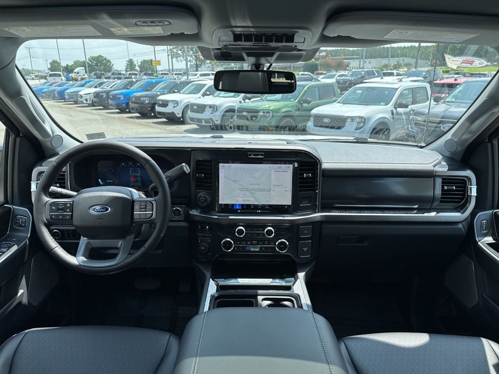 2025 Ford F-350 Lariat photo 22