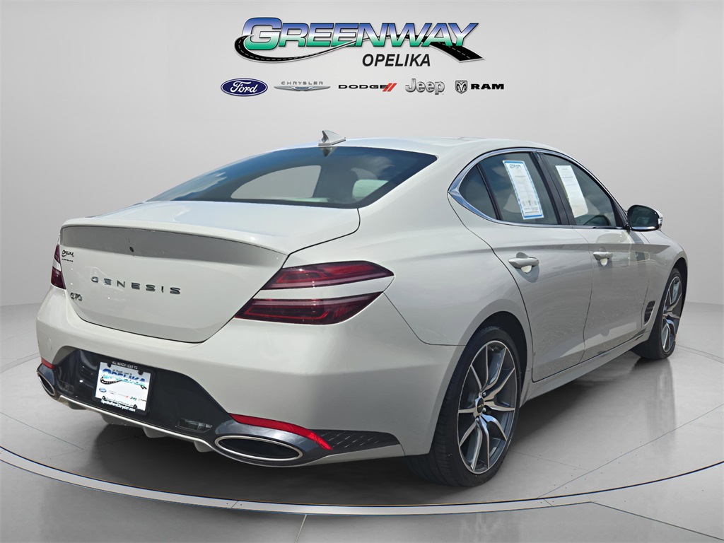 2024 Genesis G70 2.5T photo 7