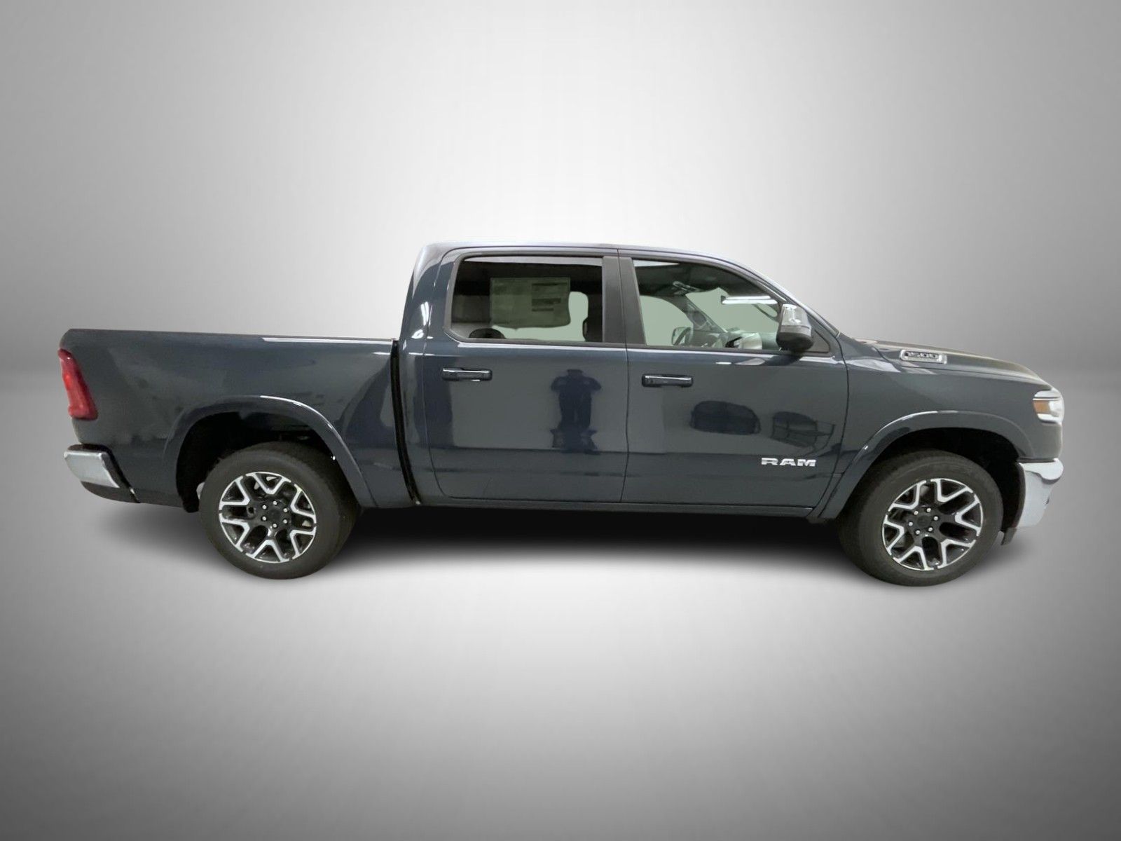 2026 Ram 1500 Laramie photo 2