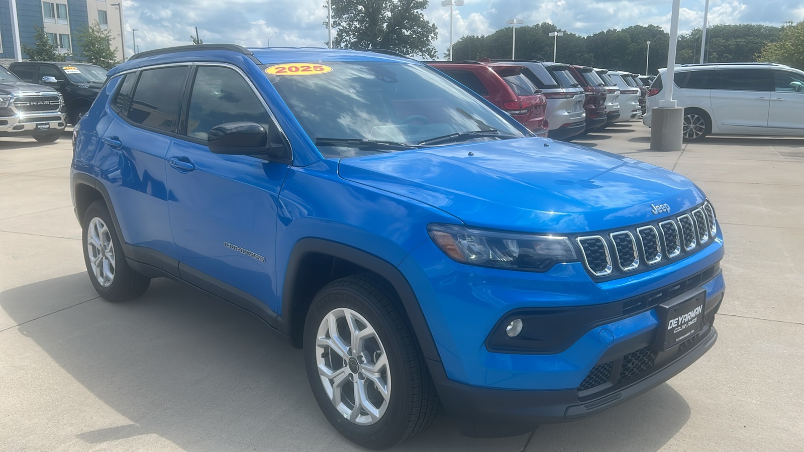 2025 Jeep Compass Latitude's photo
