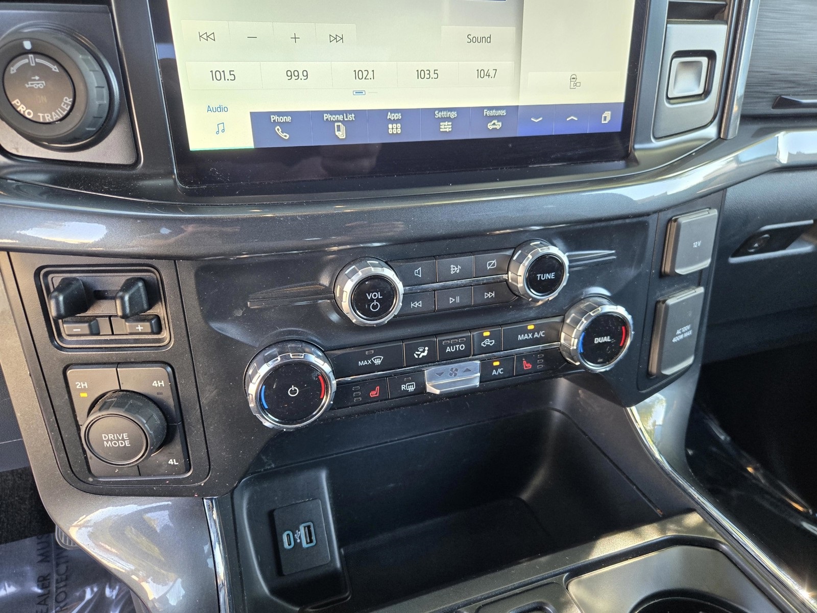 2022 Ford F-150 XLT photo 23