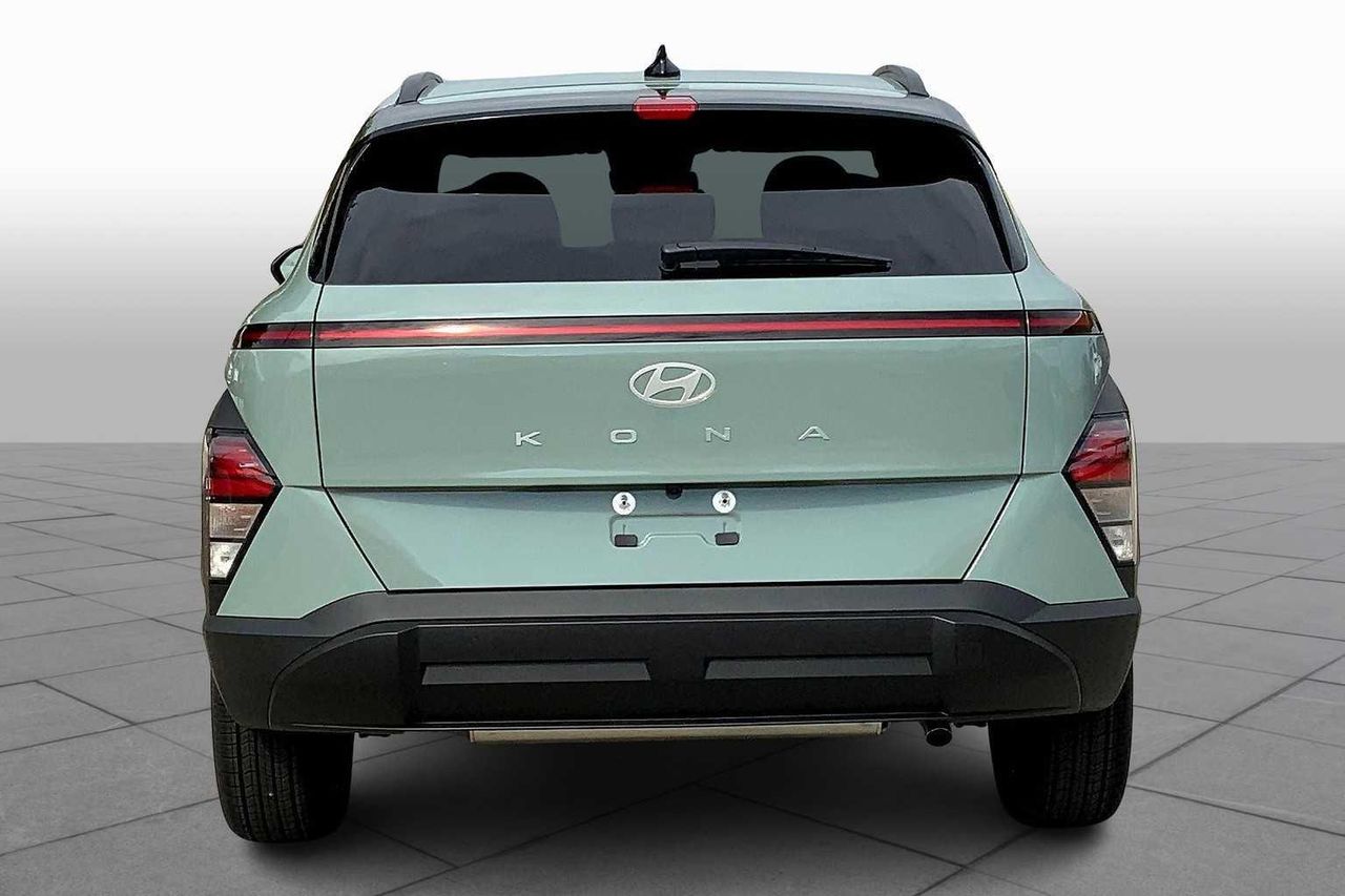 2026 Hyundai Kona SEL photo 4