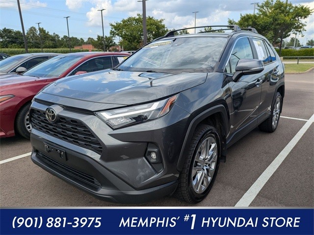 2022 Toyota RAV4 XLE Premium