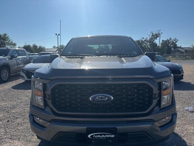 2023 Ford F-150 XL photo 2
