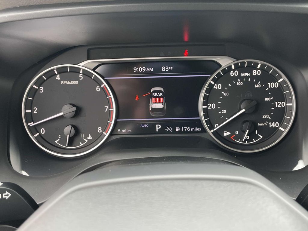 2025 Nissan Rogue SV photo 18