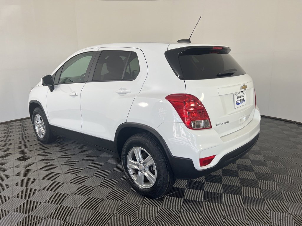 2022 Chevrolet Trax LS photo 23