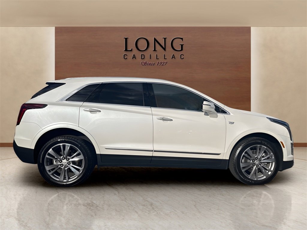 2025 Cadillac XT5 Premium Luxury photo 4