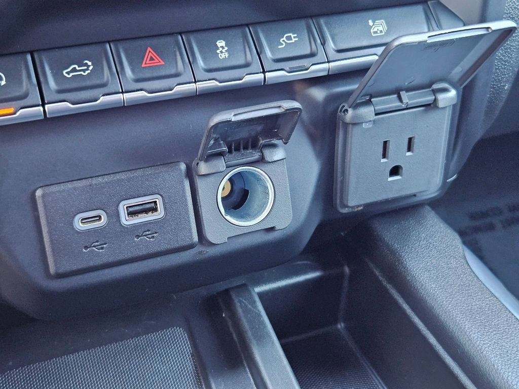 2022 Chevrolet Silverado 1500 LTZ photo 25