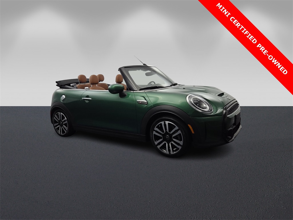 2024 MINI Convertible S's photo