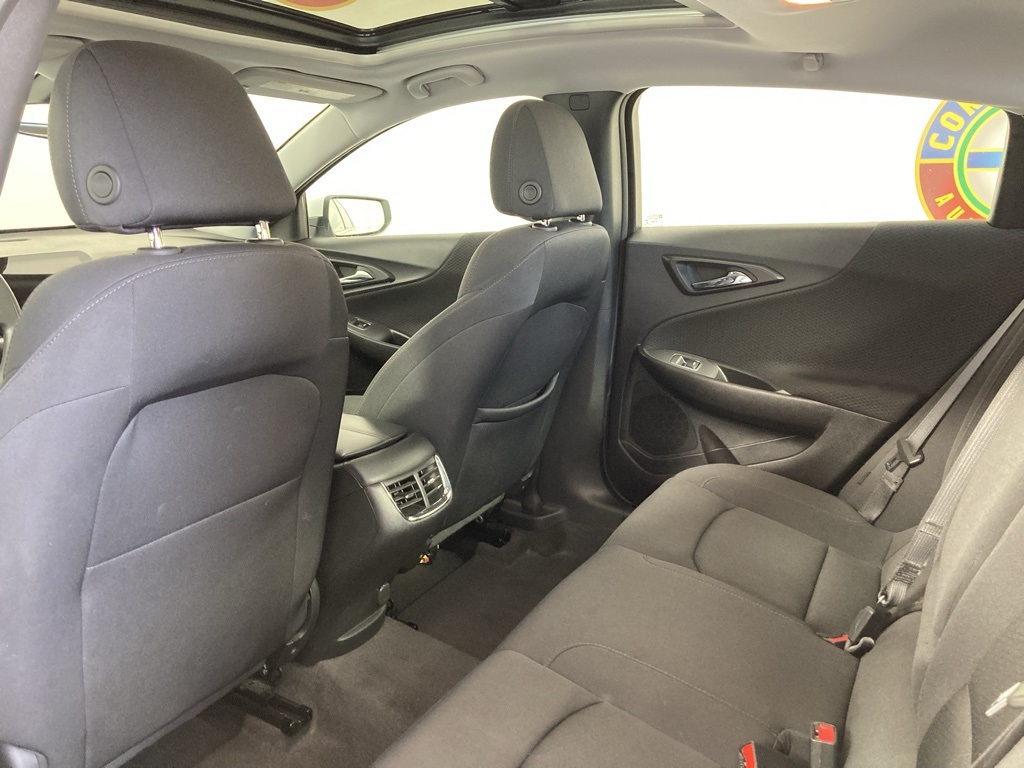 2024 Chevrolet Malibu 1LT photo 13