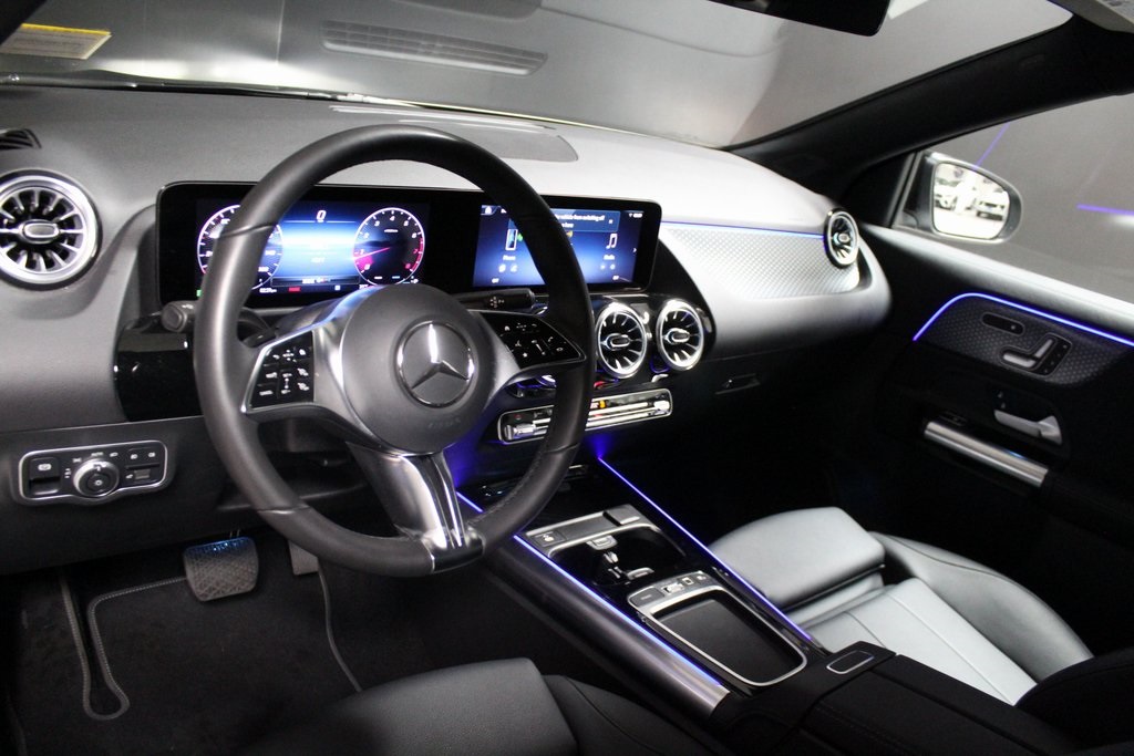 2025 Mercedes Benz GLA 250 4MATIC photo 4