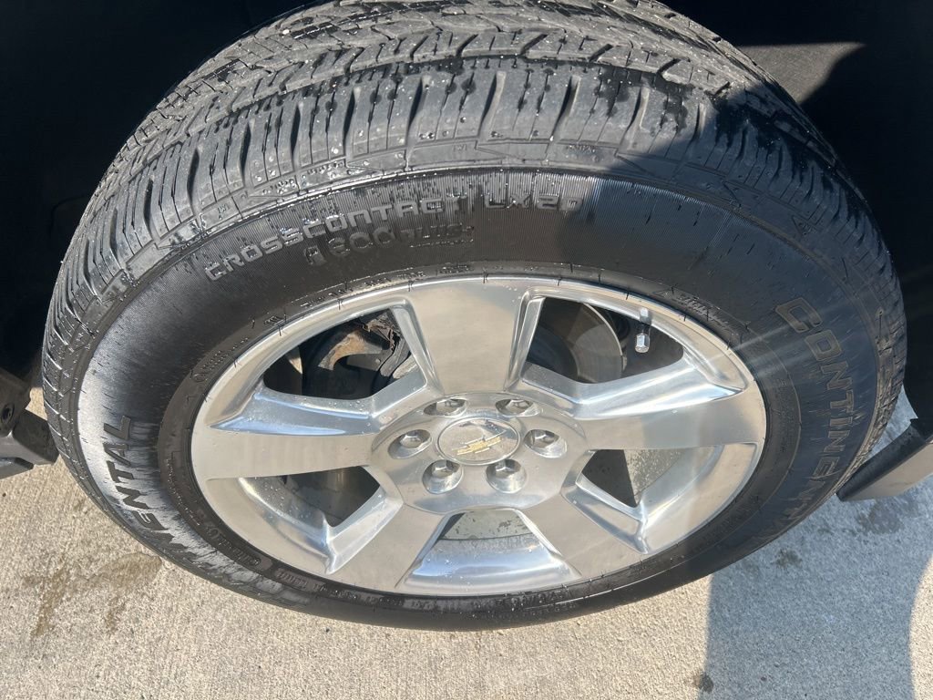 2019 Chevrolet Tahoe LT photo 22