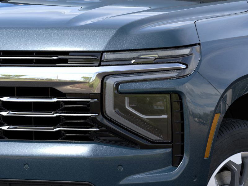 2026 Chevrolet Suburban LT photo 9