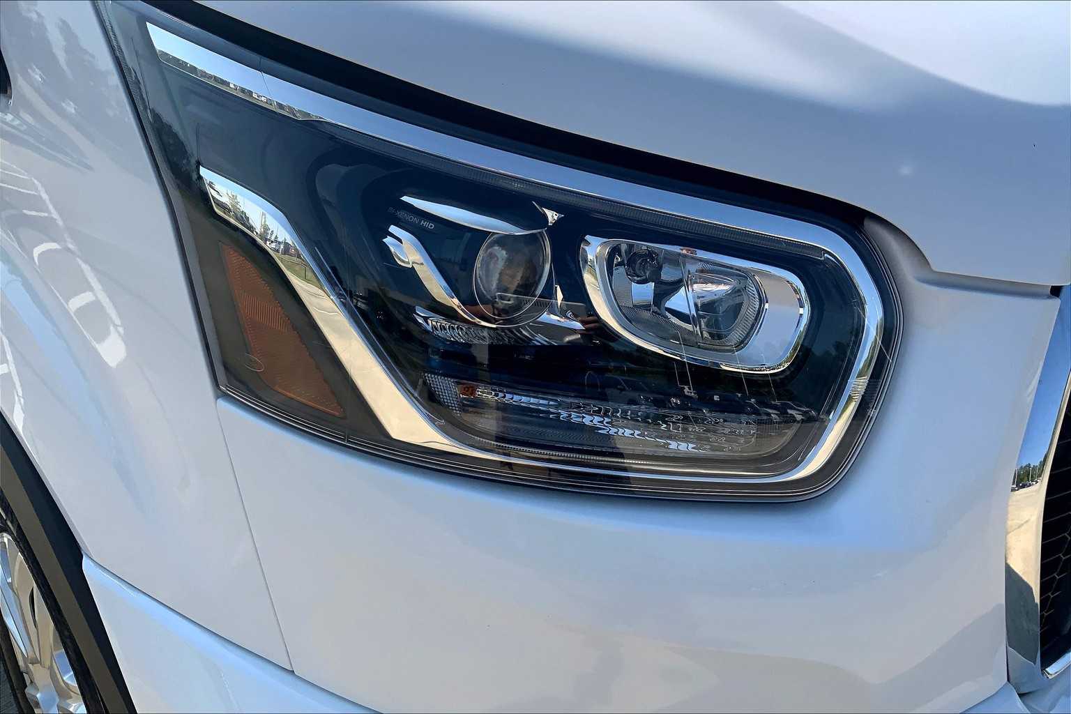 2023 Ford Transit Passenger XLT photo 13