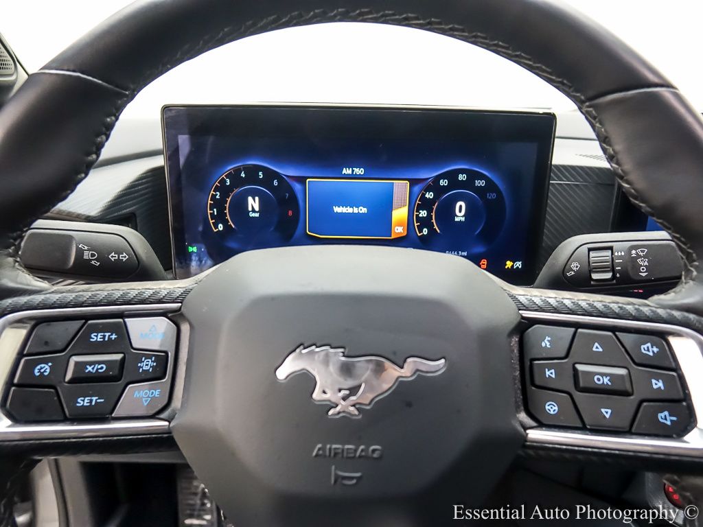 2025 FORD MUSTANG - Image 12