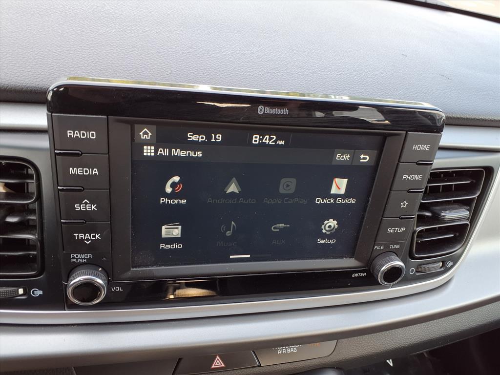2020 Kia Rio LX photo 3