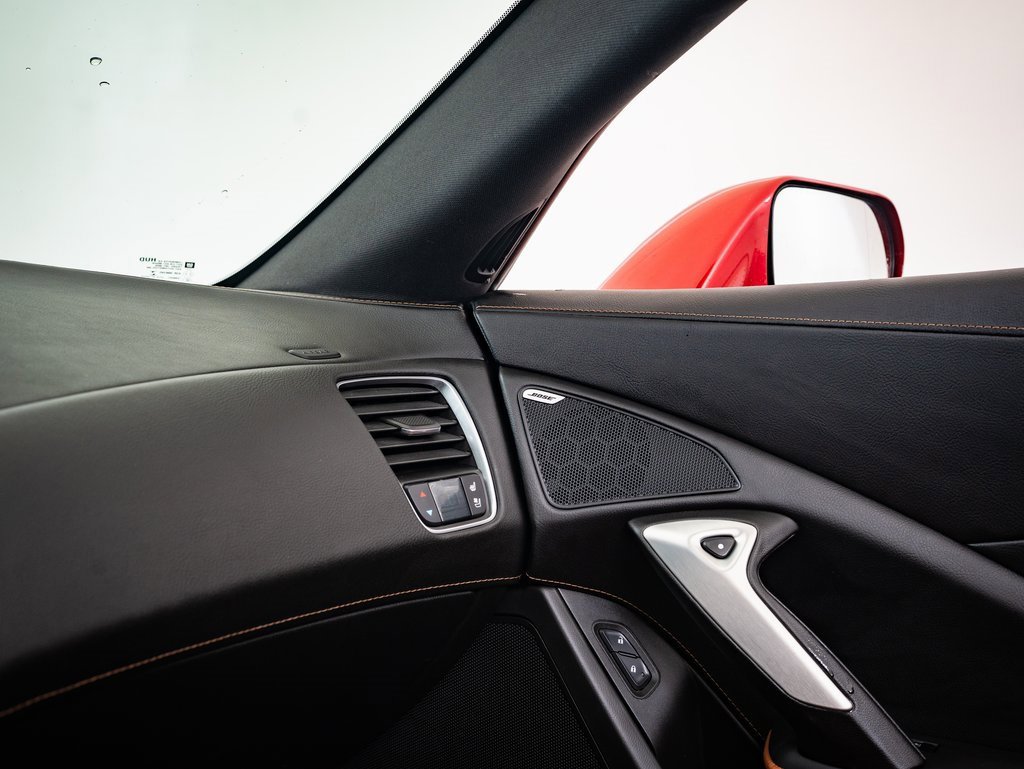 2014 Chevrolet Corvette Stingray 2LT photo 30