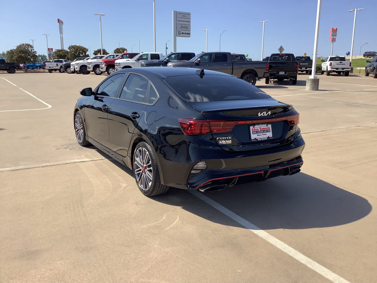 2022 Kia Forte GT photo 6