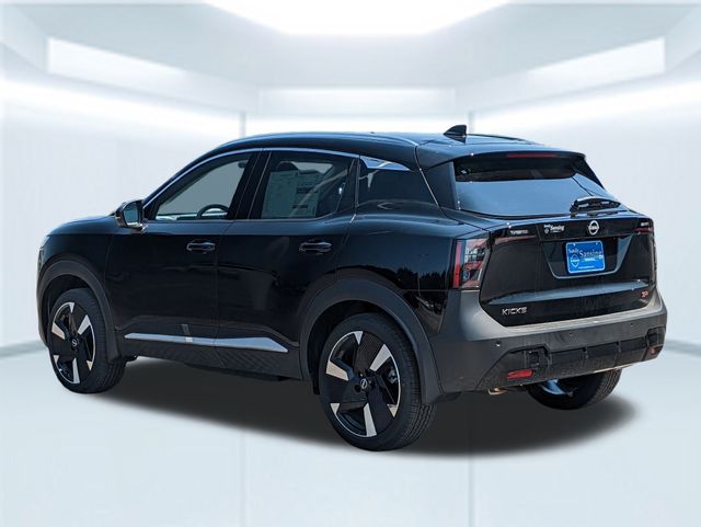 2025 Nissan Kicks SR photo 3