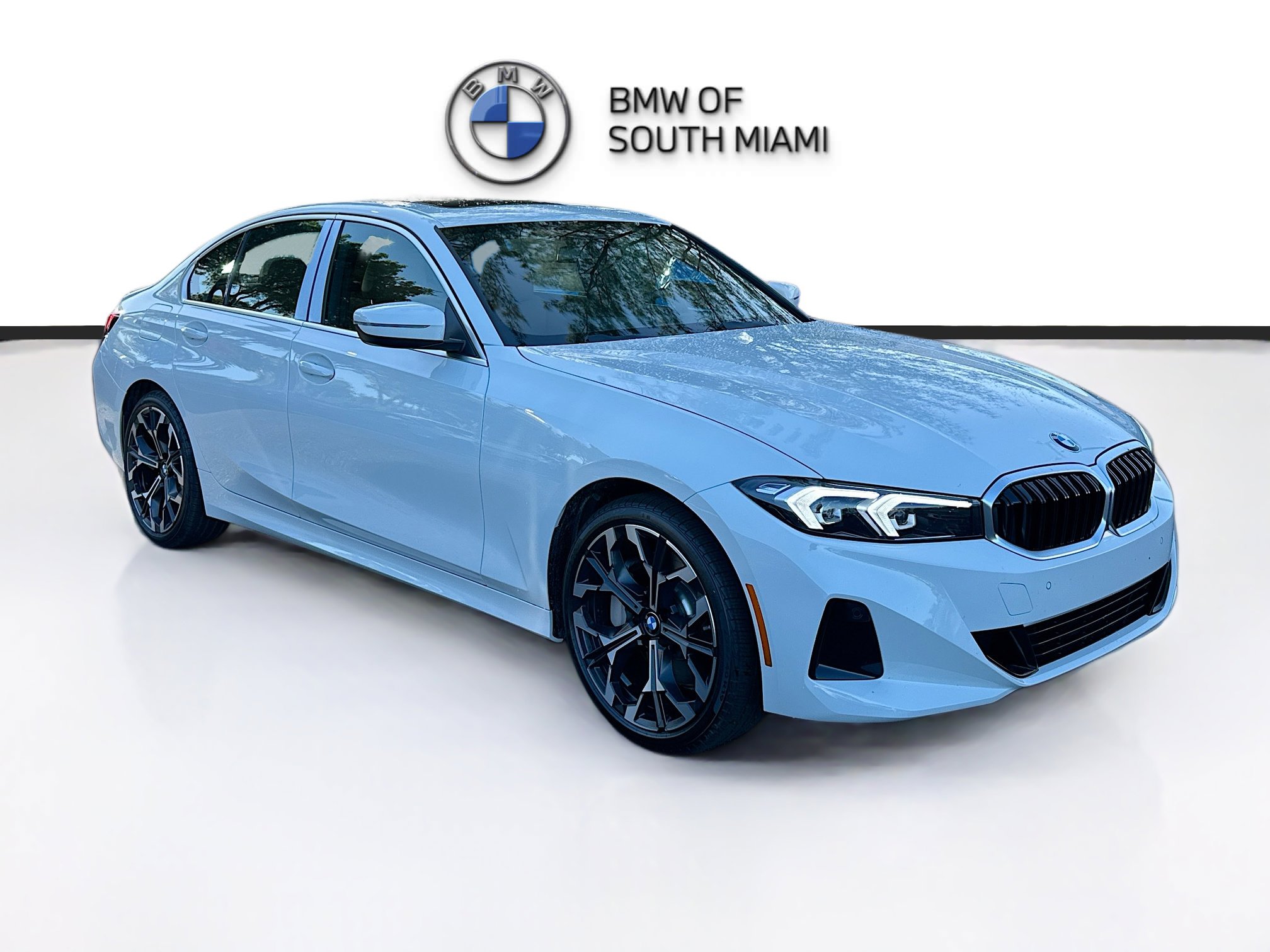 2026 BMW 3 Series 330i's photo