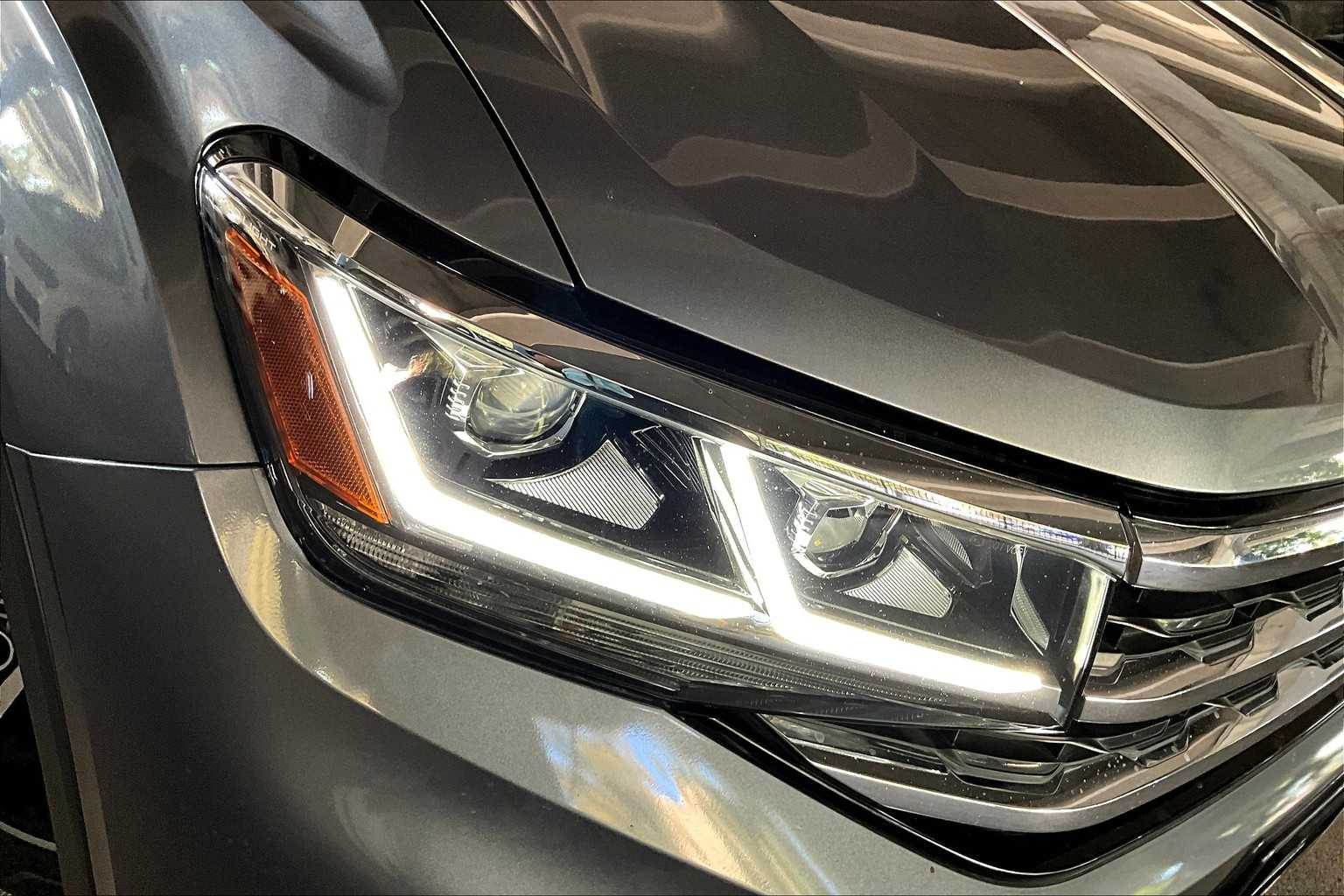 2023 Volkswagen Atlas V6 SEL photo 22